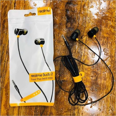 Picture of Realme Buds 2 magnet  Wired Earbud In-Ear Earphone With High Base Stereo Headphone - Black
