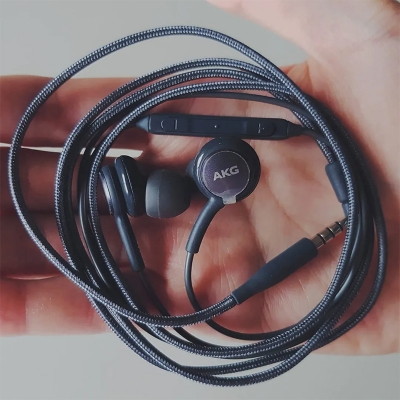 Picture of Akg_Super Bass Earphone With Pouch Box Samsung Headphone - Headphone - Ear Phone - Black