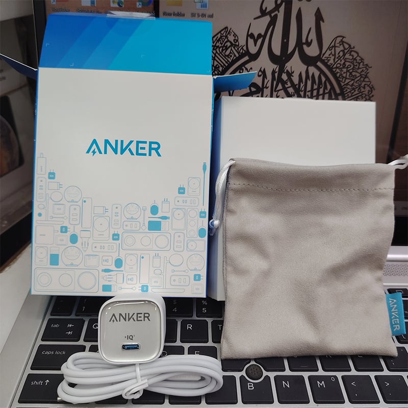 Picture of Anker B2699 Zolo Charger with Type-C to Type-C Cable-20W
