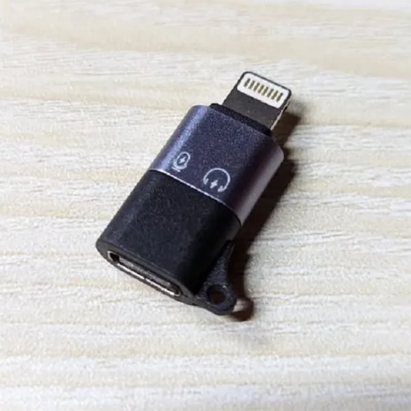 Picture of Lightning to Type-C Converter