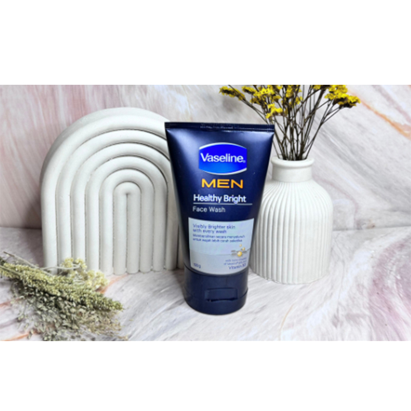 Picture of Vaseline Men Healthy Bright Vitamin B3 Face Wash 100ml
